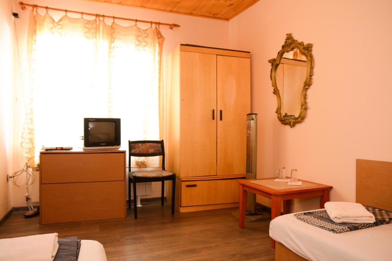 Гостевой дом Guest House Raiski Kаt Mezek-42